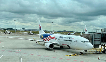 Malaysia Airlines, Flight review, Boeing 737 business class HD wallpaper