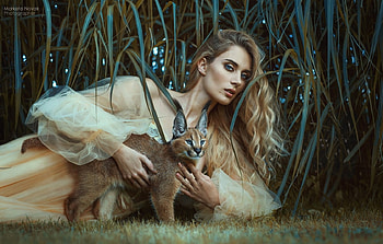 Girl with lynx, animal, model, blonde, marketa novak, lynx, girl, cat, woman HD wallpaper