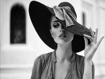 Lovers surprise, model, destiny, black and white, love, beautiful, eye, hat, female HD wallpaper