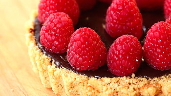 Raspberry chocolate tart, No-bake recipe by Buona Pappa, Decadent and luscious, Perfectly balanced sweetness HD wallpaper