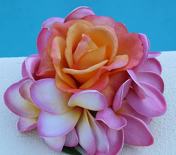 Plumerias Wedding Flowers Bouquet, plumeria, bouquet, wedding, roses, nature, flowers HD wallpaper