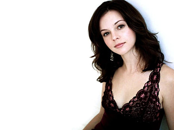 amber tamblyn, smile, hrdave, girl, earing, dress HD wallpaper