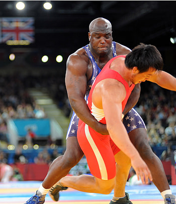 Dremiel Byers vs Muminjon Abdullaev, Greco-Roman Wrestling HD phone wallpaper