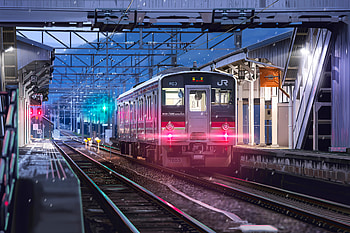 Train Anime Art , anime, train, artist, artwork, digital-art HD wallpaper