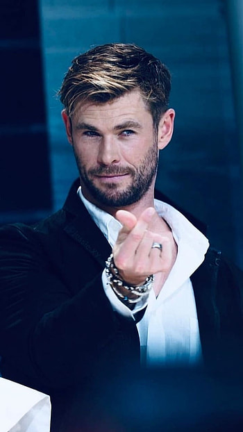 Chris Hemsworth, International HD phone wallpaper