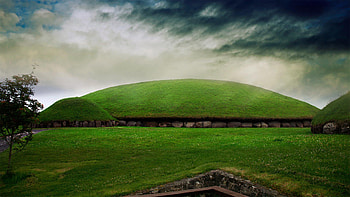 Newgrange, Green landscapes, Microsoft , Irish charm HD wallpaper