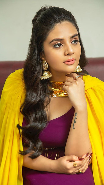 Sreemukhi, telugu actress, model HD phone wallpaper