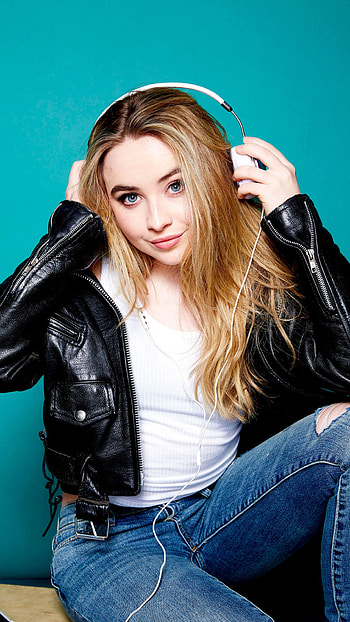 Sabrina carpenter, hollywood singer, beautiful HD phone wallpaper
