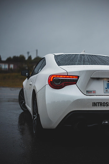 Toyota, Cars, Wet, Car, Back View, Rear View HD phone wallpaper