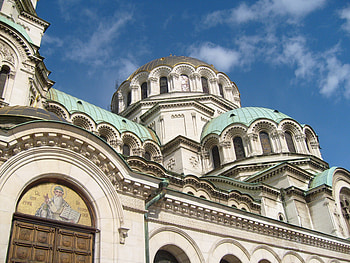 St. Alexander Nevski, sofia, architecture, graphy, gold, church, religious, bulgaria, clouds, sky HD wallpaper