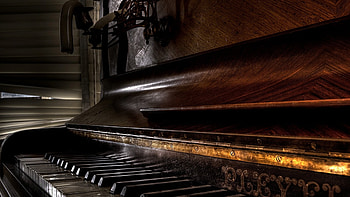 Piano, Captivating , Melodic keys, Musical inspiration HD wallpaper