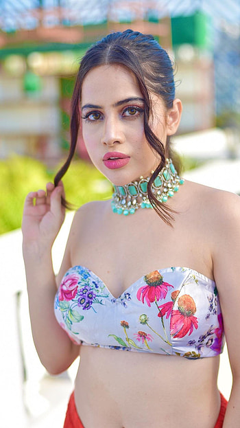 Urfi, model, beauty HD phone wallpaper