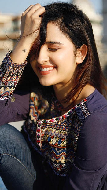Shirley Setia, Singer, Shirley Setia Bollywood HD phone wallpaper