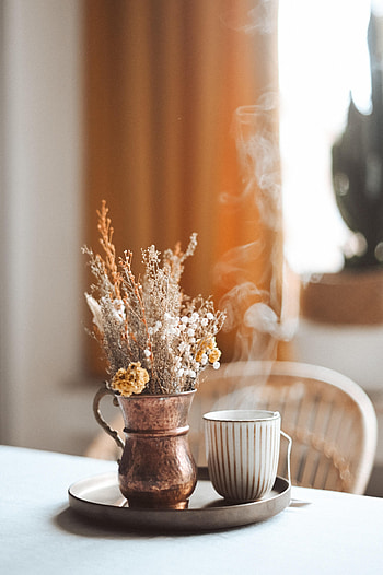 Interior, Miscellanea, Miscellaneous, Cup, Bouquet, Room, Vase HD phone wallpaper