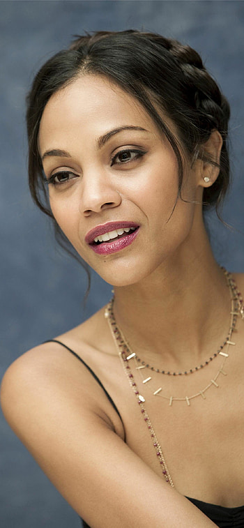 Zoe Saldana, , Fashion icon, Trendy backgrounds HD phone wallpaper