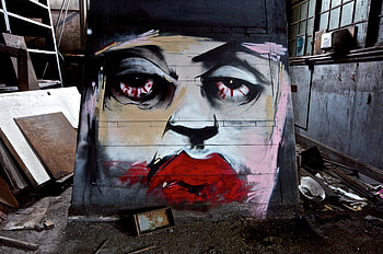 Sad face, colors, abandoned, urban, old, painting, red, building, vacant, places HD wallpaper