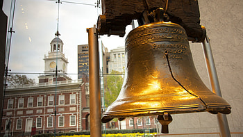 Liberty Bell — Iconic American Monument ( ), Monument, United States, Bell HD wallpaper