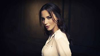 Confident, pose, woman model HD wallpaper