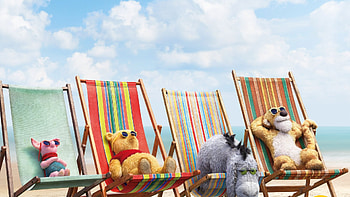 Christopher Robin movie, Heartwarming story, Ewan McGregor, Winnie the Pooh HD wallpaper