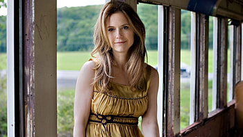 Kelly Preston, Breast cancer, Bright beautiful soul, RFTC Japan HD wallpaper