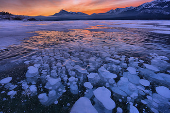 Frozen lake, icebergs, small, glacier, sunset HD wallpaper