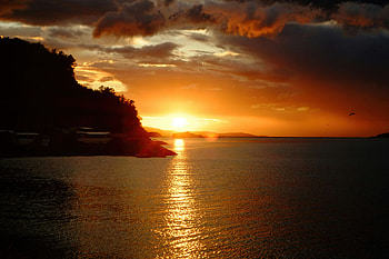 Golden Sunset Over Calm Ocean And Island, sunset, ocean, island, nature HD wallpaper