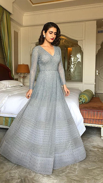 Fatima Sana Sheikh, Bollywood, Actress HD phone wallpaper