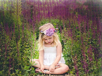 little girl, childhood, blonde, fair, nice, flower, adorable, bonny, sweet, Belle, white, Hair, girl, grass, comely, sightly, pretty, green, face, nature, lovely, pure, child, graphy, cute, baby, , set, Nexus, beauty, kid, feet, Fields, roses, beautiful, people, little, pink, princess, dainty HD wallpaper