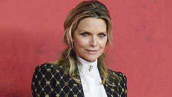 Janet Van Dyne, Michelle Pfeiffer's role, Ant-Man and the Wasp, Marvel's universe HD wallpaper