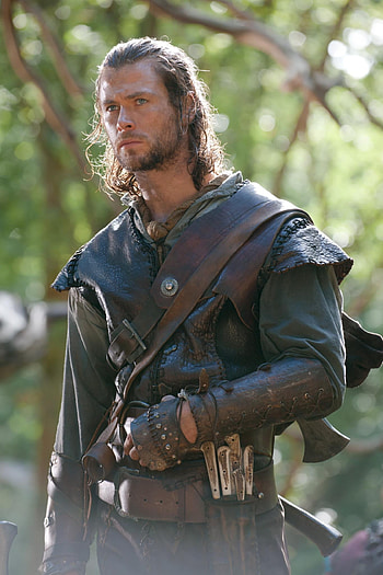 Chris Hemsworth, Huntsman, Snow White and the Huntsman, Movie stills HD phone wallpaper