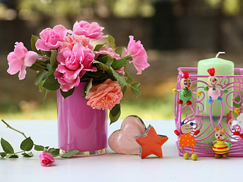still life, star, toys, roses, vase, candles, flowers, heart HD wallpaper