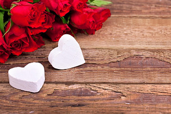 Red Roses, wooden, roses, still life, rose, with love, hearts, flowers, red rose, heart, for you, valentines day HD wallpaper