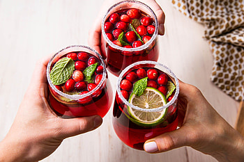 Jingle juice delight, Festive flavors, Mirthful sip, Spirited cheer HD wallpaper