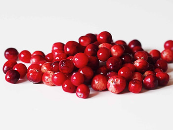 Cranberries for babies, Nutritious first foods, Solid start, Healthy toddlers HD wallpaper