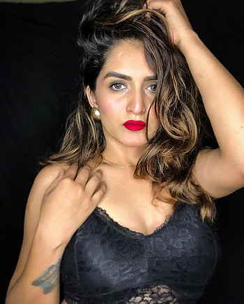 Trishaa kamlakar, flash graphy, lip HD phone wallpaper
