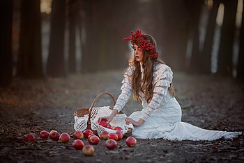 Beautiful Girl, apples, fruits, model, woman HD wallpaper