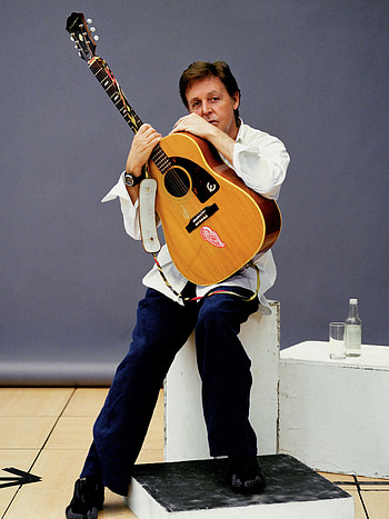 Paul McCartney, Guitar , Music and dance HD phone wallpaper