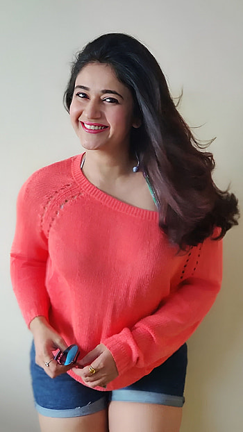 Poonam Bajwa, tamil actress HD phone wallpaper