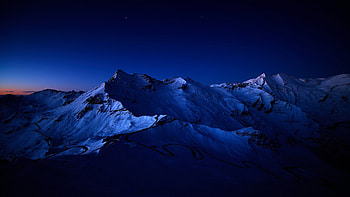 Beautiful Mountain Range HD wallpaper