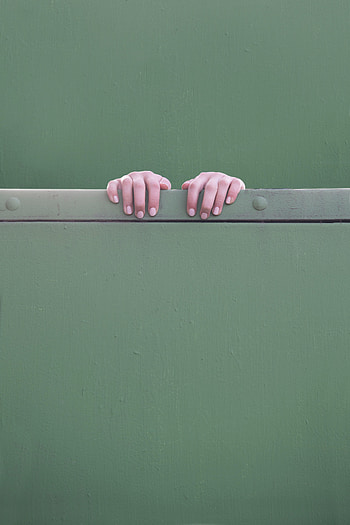 Miscellanea, Miscellaneous, Wall, Fence, Hands, Fingers HD phone wallpaper