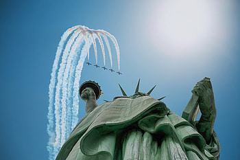 Air Show, , Statue Of Liberty, Sky, Smoke, Statue HD wallpaper