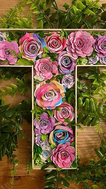 T Letter, Floral Design HD phone wallpaper