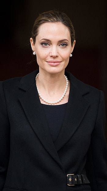 Angelina Jolie, Hollywood, Angelina Jolie Heroine HD phone wallpaper