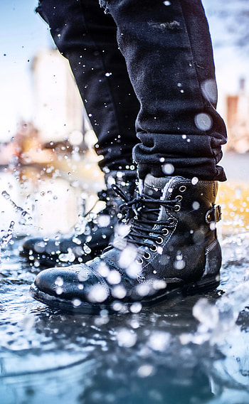 Water, Miscellanea, Miscellaneous, Legs, Spray, Boots, Puddle, Shoes HD phone wallpaper