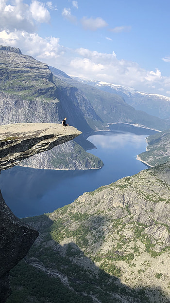Personal travel story, Health and fitness journey, Srlandsbadet exploration, New experiences HD phone wallpaper