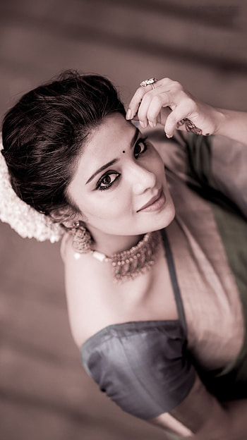 Aatmika, tamil actress, sexy gorgeous HD phone wallpaper