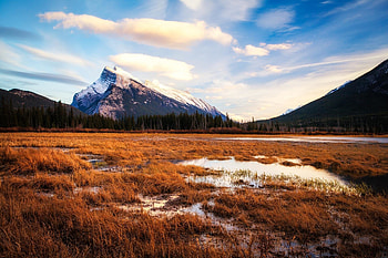 Vermilion Lakes, Banff National Park HD wallpaper