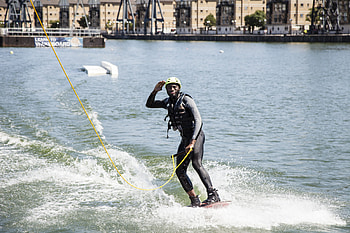Wakeboarding in central London, Urban water adventure, Unexpected wakeboarding spot, City thrills HD wallpaper