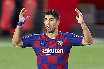 Luis Suarez, Barcelona's change of plans, Player's frustration, Soccer contract HD wallpaper