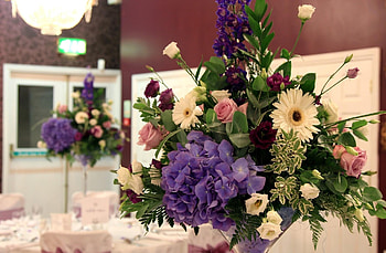 Flowers, Roses, Decorations, Gerberas, Hydrangea, Serving, Lisianthus Russell, Lisiantus Russell HD wallpaper